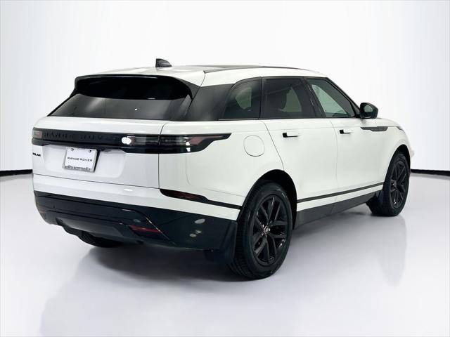 2026 Land Rover Range Rover Velar P250 Dynamic SE