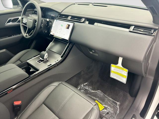 2026 Land Rover Range Rover Velar P250 Dynamic SE