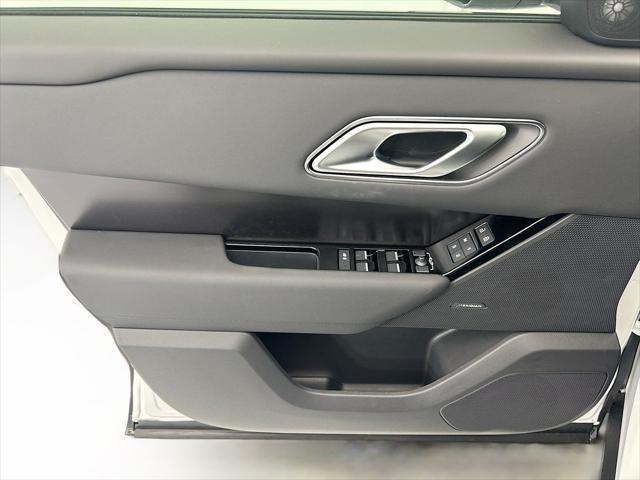 2026 Land Rover Range Rover Velar P250 Dynamic SE