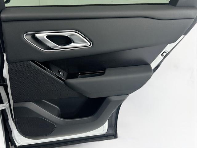 2026 Land Rover Range Rover Velar P250 Dynamic SE