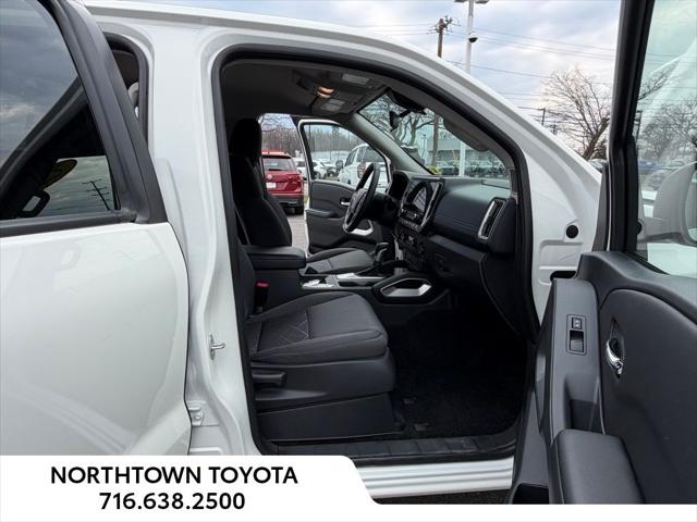 2025 Nissan Frontier Crew Cab SV 4x4
