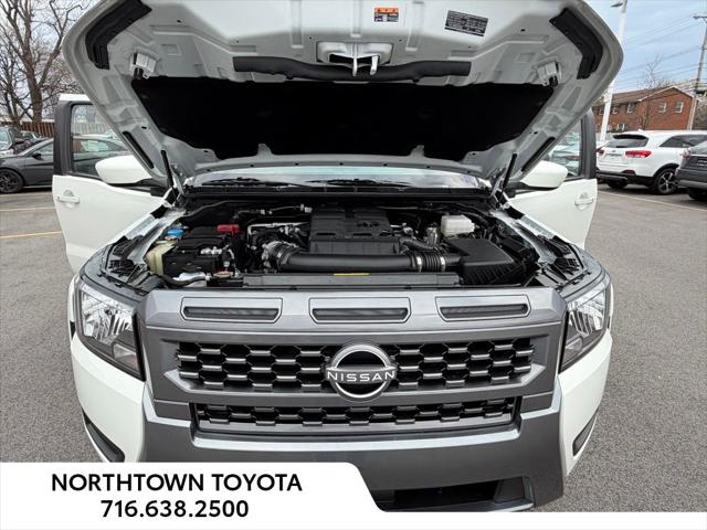 2025 Nissan Frontier Crew Cab SV 4x4