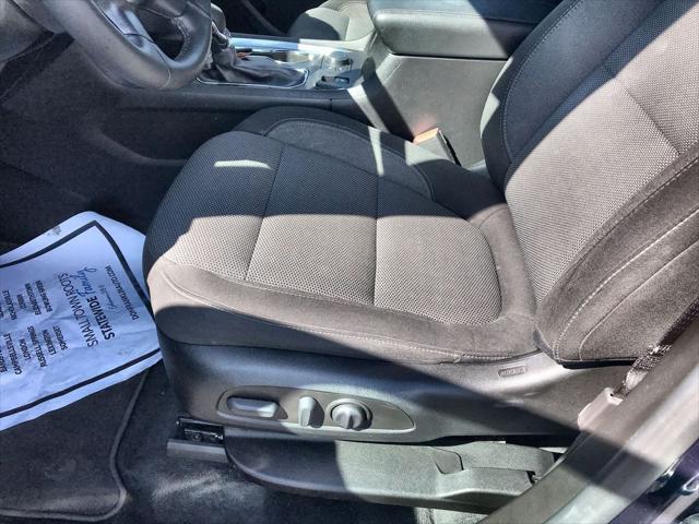 2023 Chevrolet Traverse AWD LT Cloth