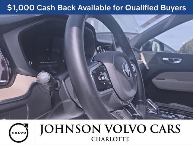 2026 Volvo XC60 B5 Plus