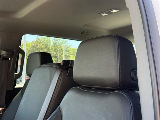 2025 GMC Sierra 1500 4WD Crew Cab Short Box SLT