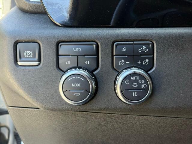 2025 GMC Sierra 1500 4WD Crew Cab Short Box SLT