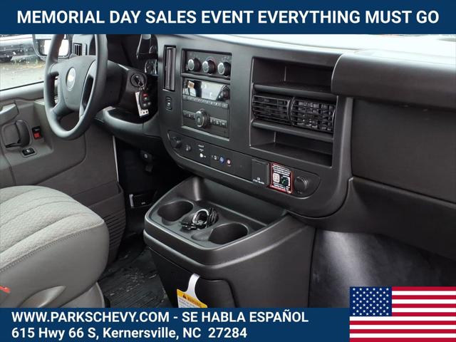 2026 Chevrolet Express Cargo Van 2500 Extended Wheelbase, WT, RWD