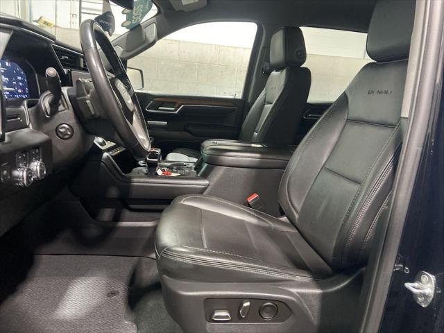 2022 GMC Sierra 1500 4WD Crew Cab Short Box Denali