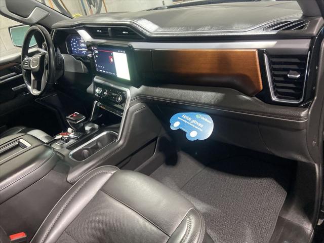 2022 GMC Sierra 1500 4WD Crew Cab Short Box Denali