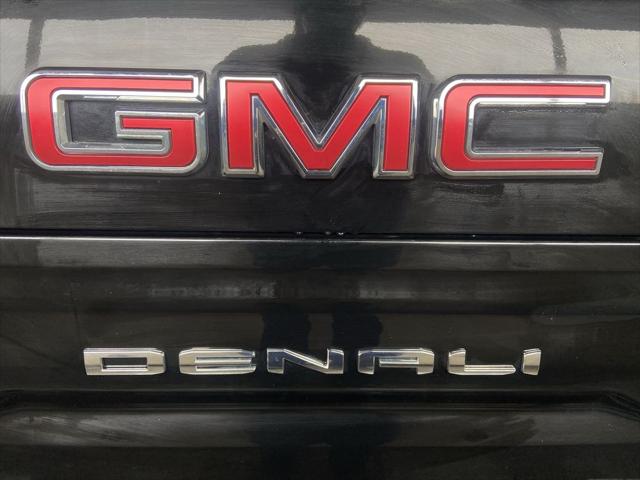 2022 GMC Sierra 1500 4WD Crew Cab Short Box Denali