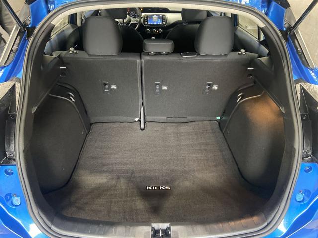 2023 Nissan Kicks SV Xtronic CVT
