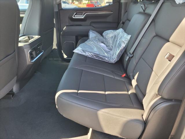 2026 GMC Sierra 1500 Crew Cab, Short Bed, SLT, 4WD