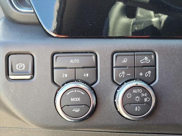2026 GMC Sierra 1500 Crew Cab, Short Bed, SLT, 4WD