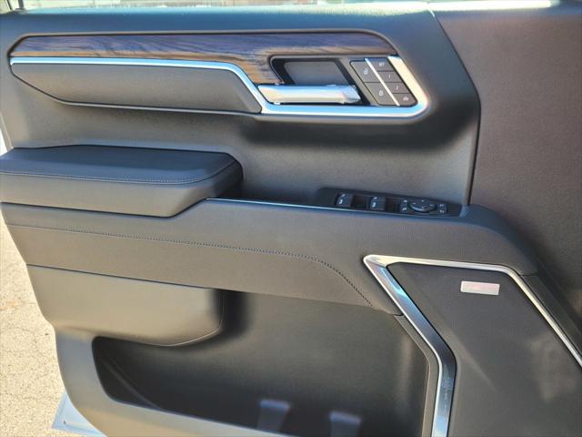 2026 GMC Sierra 1500 Crew Cab, Short Bed, SLT, 4WD