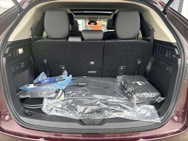 2025 Mazda X-90 Premium Sport