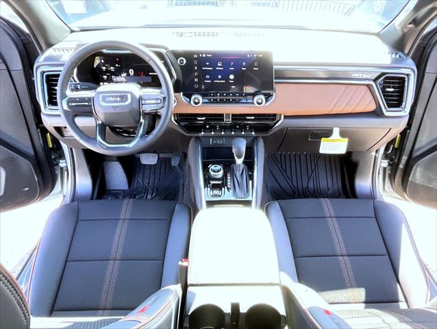 2026 GMC Canyon AT4, 4WD