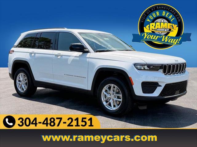 2026 Jeep Grand Cherokee GRAND CHEROKEE LAREDO 4X4 2026 Jeep Grand Cherokee GRAND CHEROKEE LAREDO 4X4