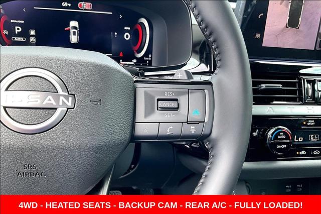 2026 Nissan Pathfinder SL