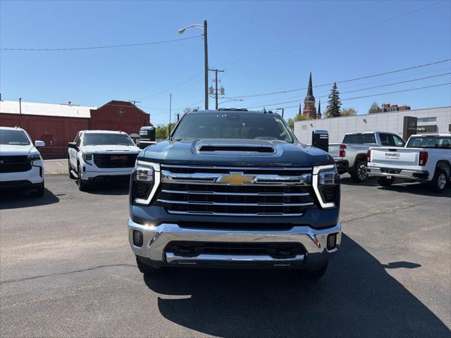 2024 Chevrolet Silverado 2500HD 4WD Crew Cab Standard Bed LTZ