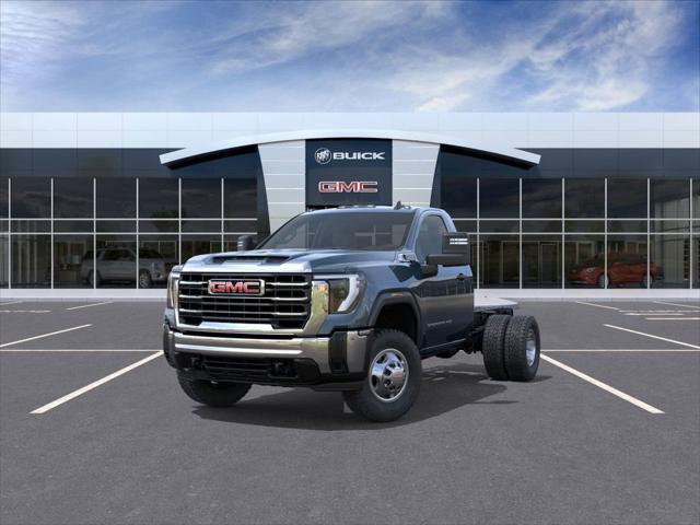 2026 GMC Sierra 3500HD Pro