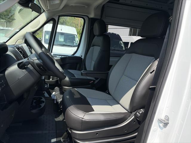 2026 Ram ProMaster Cargo Van SLT High Roof 159 WB