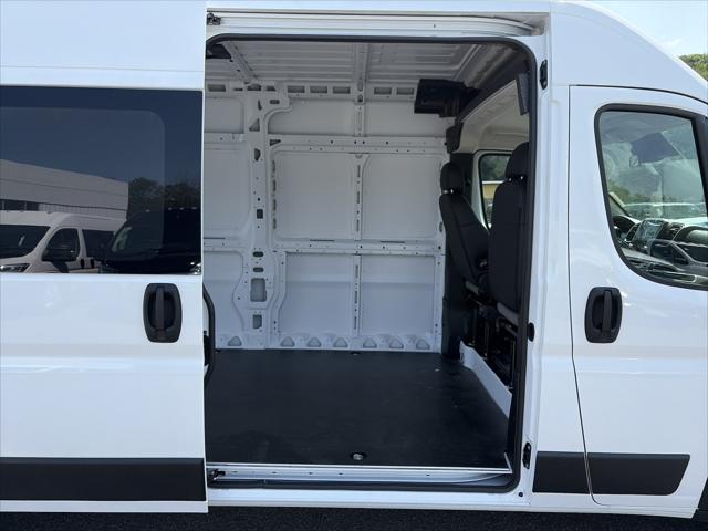 2026 Ram ProMaster Cargo Van SLT High Roof 159 WB