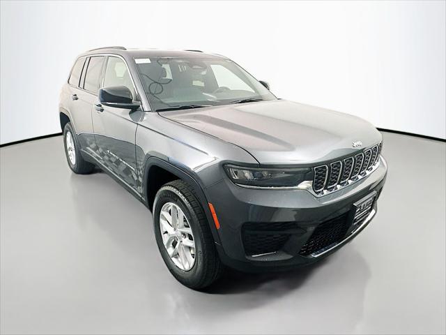 2026 Jeep Grand Cherokee GRAND CHEROKEE LAREDO 4X4