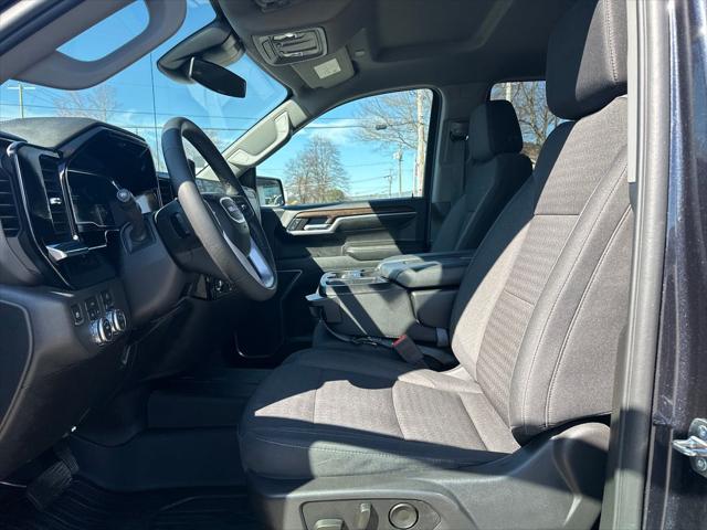 2024 GMC Sierra 1500 4WD Crew Cab Short Box Elevation with 3VL