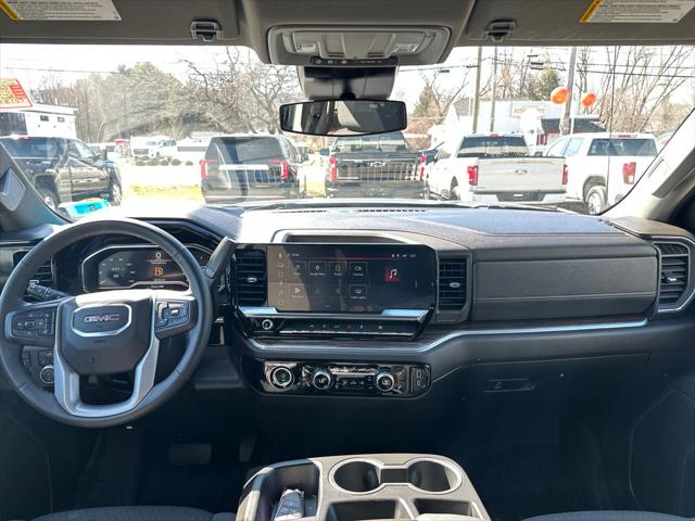 2024 GMC Sierra 1500 4WD Crew Cab Short Box Elevation with 3VL