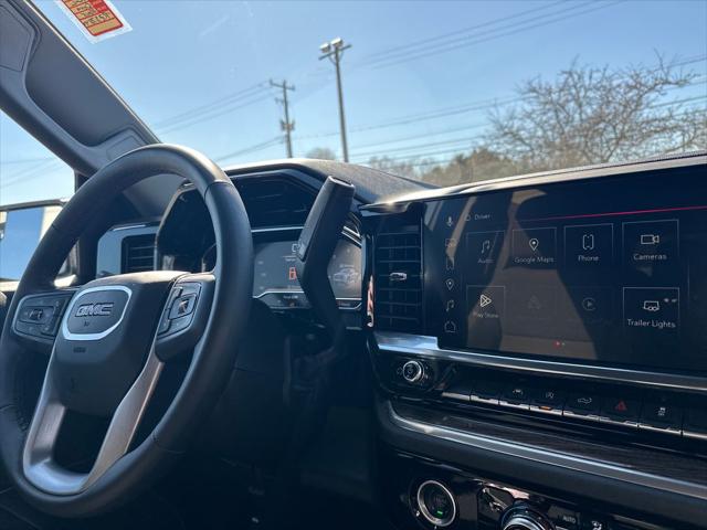 2024 GMC Sierra 1500 4WD Crew Cab Short Box Elevation with 3VL