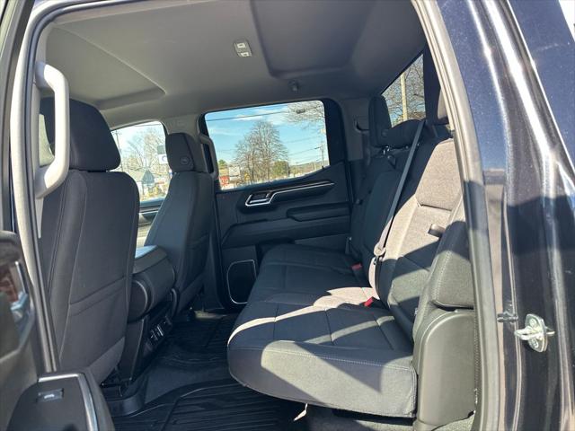 2024 GMC Sierra 1500 4WD Crew Cab Short Box Elevation with 3VL