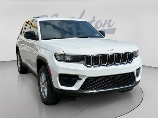 2026 Jeep Grand Cherokee GRAND CHEROKEE LAREDO 4X4 2026 Jeep Grand Cherokee GRAND CHEROKEE LAREDO 4X4