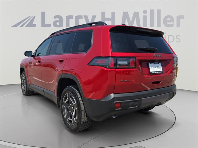 2026 Jeep Cherokee CHEROKEE LAREDO 4X4