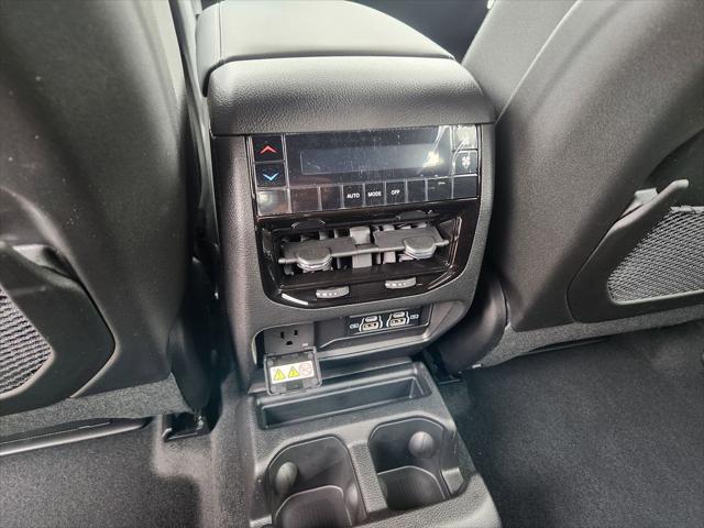 2026 Jeep Grand Cherokee L Limited 4x4
