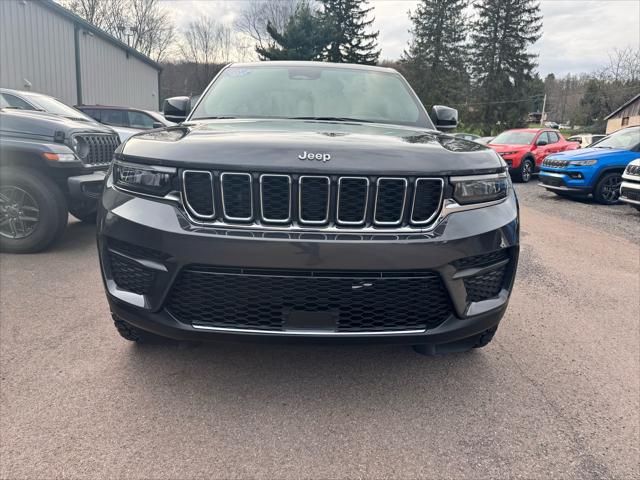 2024 Jeep Grand Cherokee Laredo X 4x4
