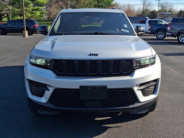2023 Jeep Grand Cherokee Altitude 4x4 2023 Jeep Grand Cherokee Altitude 4x4