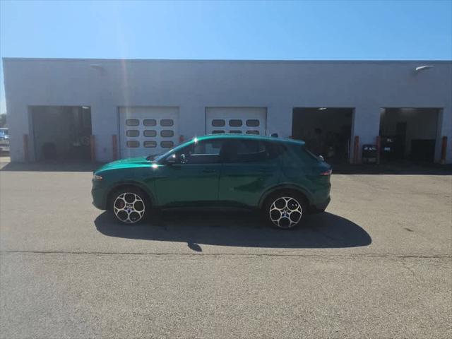 2024 Alfa Romeo Tonale Veloce EAWD 2024 Alfa Romeo Tonale Veloce EAWD