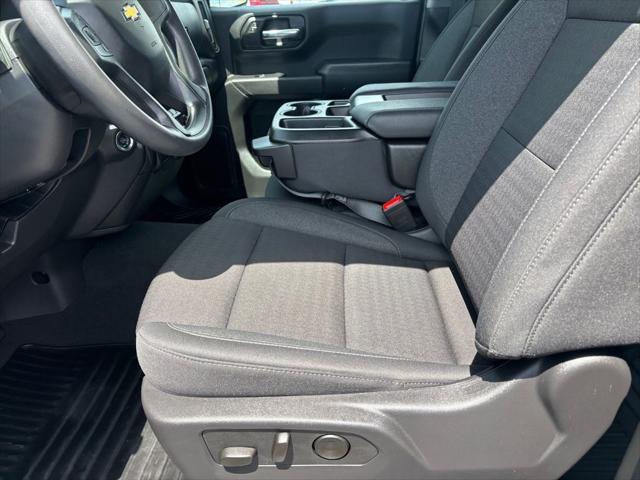 2025 Chevrolet Silverado 1500 2WD Crew Cab Short Bed Custom