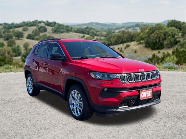 2024 Jeep Compass Latitude Lux FWD