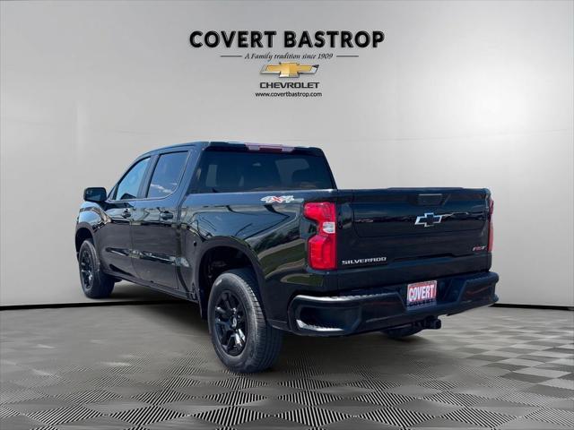 2022 Chevrolet Silverado 1500 4WD Crew Cab Short Bed RST