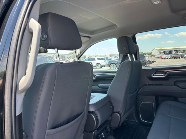 2022 Chevrolet Silverado 1500 4WD Crew Cab Short Bed RST
