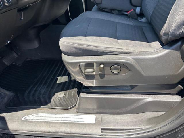 2022 Chevrolet Silverado 1500 4WD Crew Cab Short Bed RST