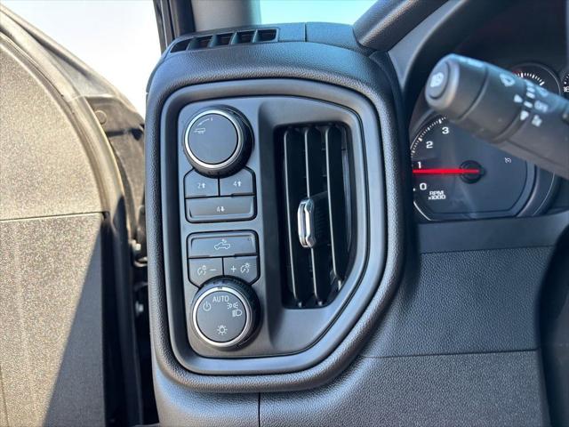 2024 Chevrolet Silverado 2500HD 4WD Crew Cab Standard Bed Custom