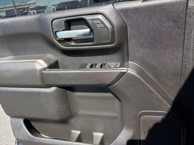 2024 Chevrolet Silverado 2500HD 4WD Crew Cab Standard Bed Custom