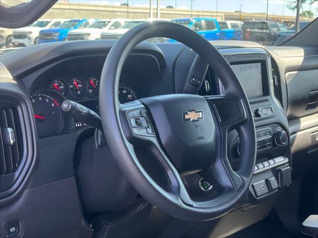 2024 Chevrolet Silverado 1500 2WD Crew Cab Short Bed Custom
