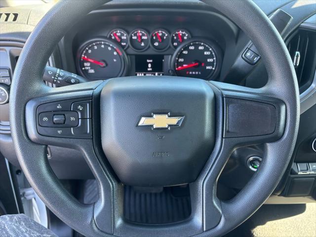 2024 Chevrolet Silverado 1500 2WD Crew Cab Short Bed Custom