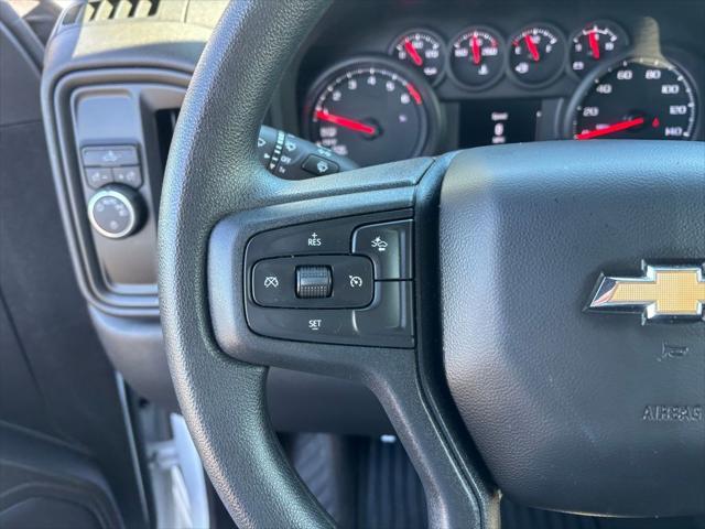 2024 Chevrolet Silverado 1500 2WD Crew Cab Short Bed Custom
