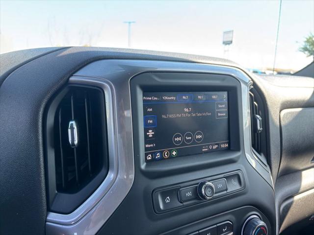2024 Chevrolet Silverado 1500 2WD Crew Cab Short Bed Custom