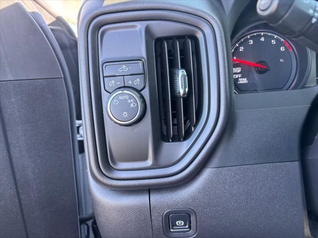 2024 Chevrolet Silverado 1500 2WD Crew Cab Short Bed Custom