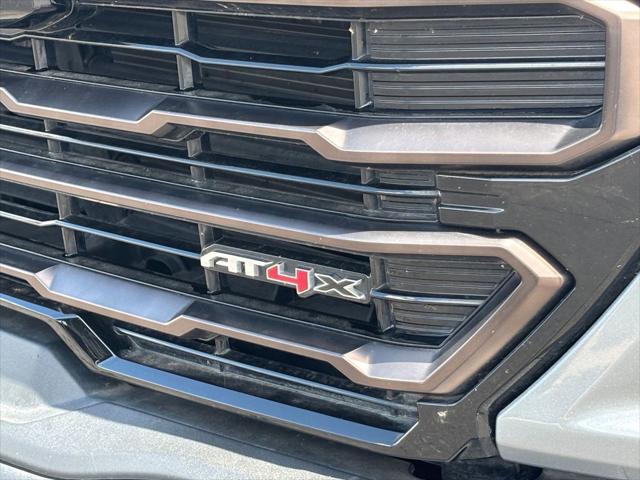 2024 GMC Sierra 1500 4WD Crew Cab Short Box AT4X